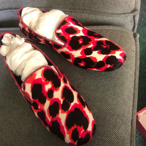 Shoes - Picture 2 of 3